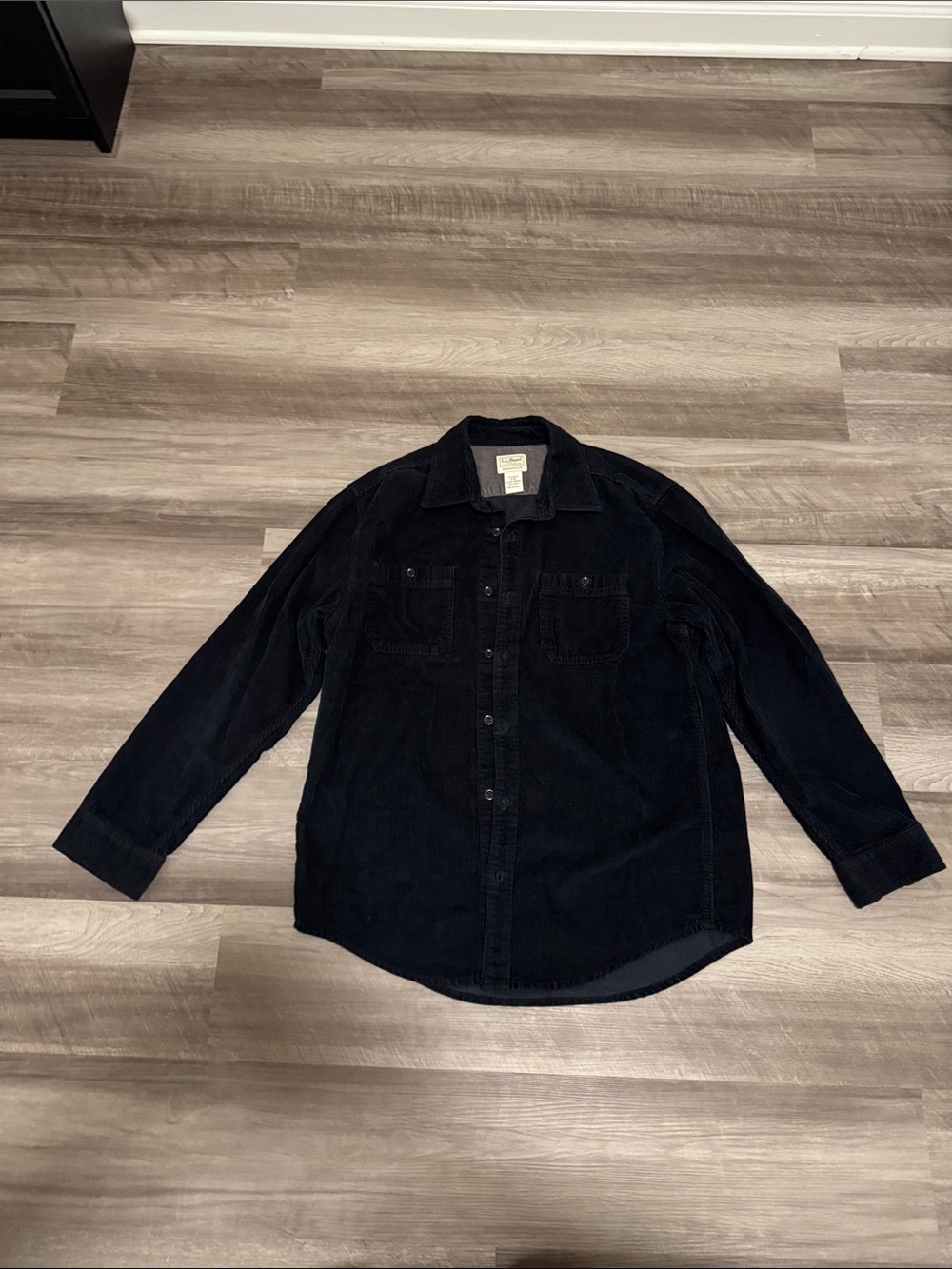 LL Bean Men's Black Corduroy Shirt Jacket -